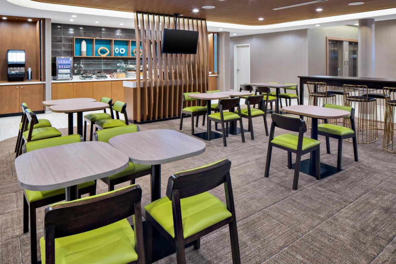 Springhill Suites Гілтон-Гед-Айленд Екстер'єр фото